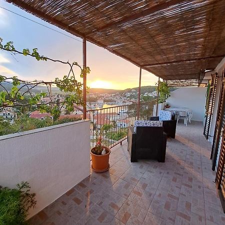 Apartment Sea View Jelsa  Dış mekan fotoğraf