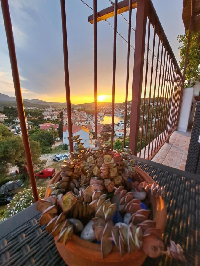Apartment Sea View Jelsa  Dış mekan fotoğraf