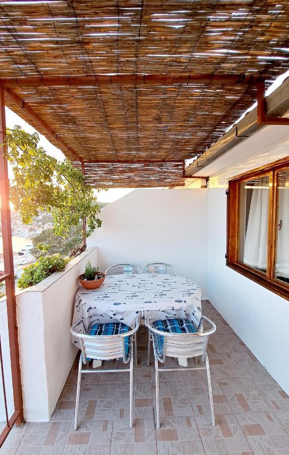 Apartment Sea View Jelsa  Dış mekan fotoğraf