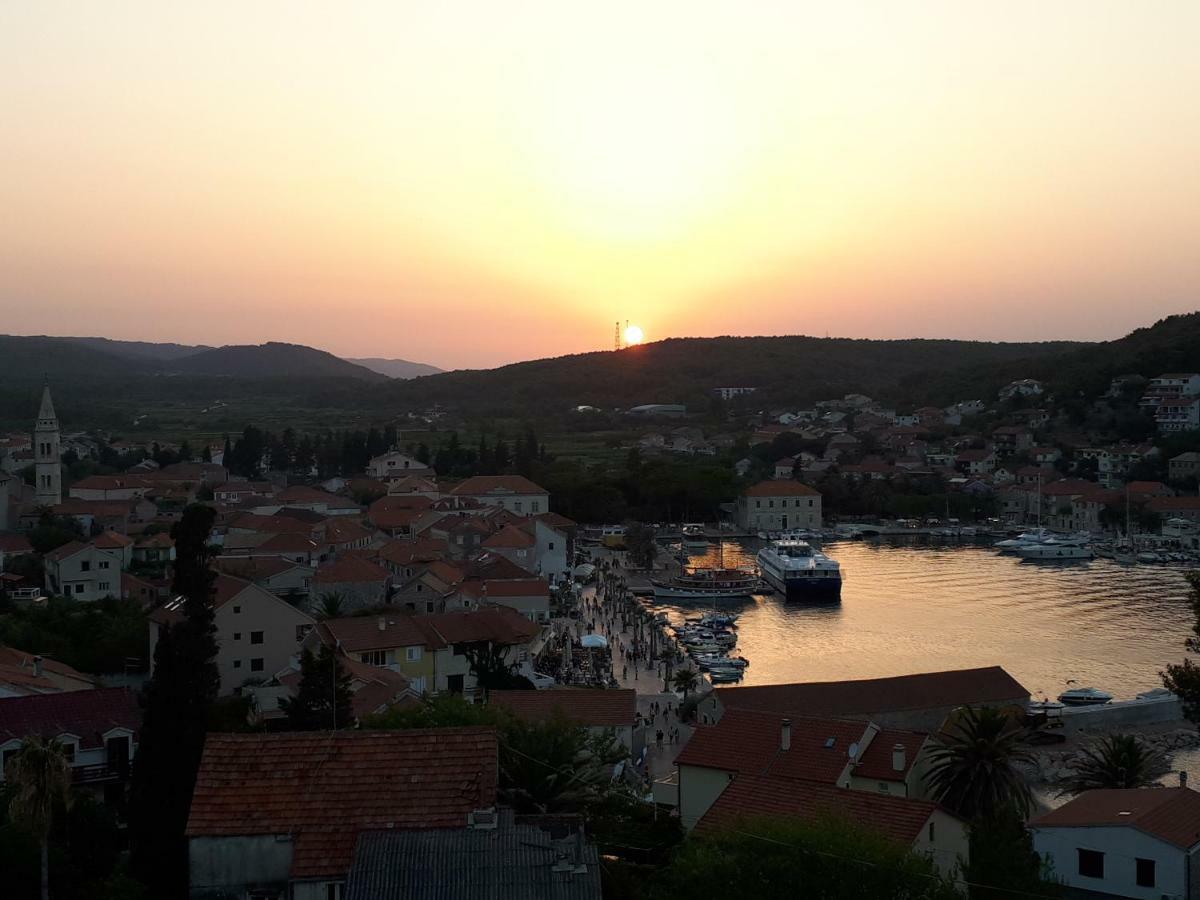 Apartment Sea View Jelsa  Dış mekan fotoğraf